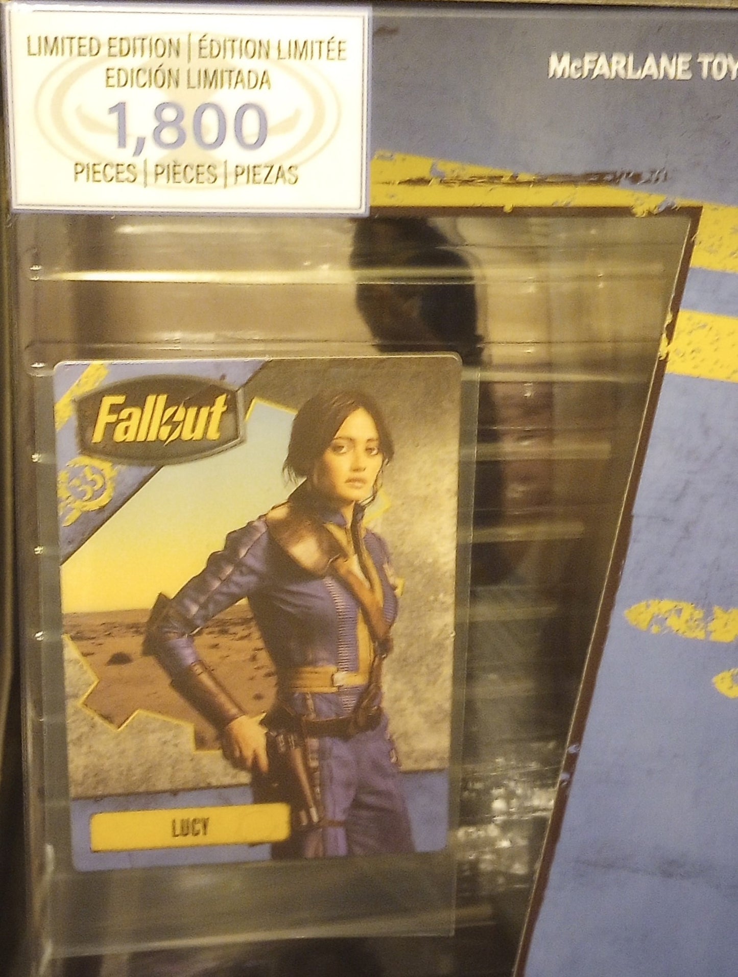 FALLOUT - [ BLOODY] Lucy (Ltd Ed. 1/1800)